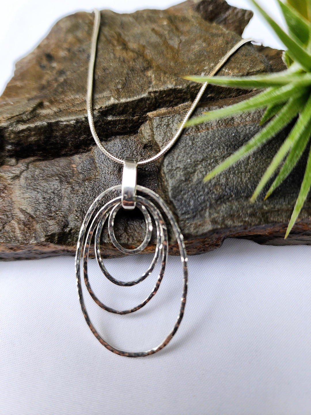 Multi Oval Link pendant Necklace - LB Designs