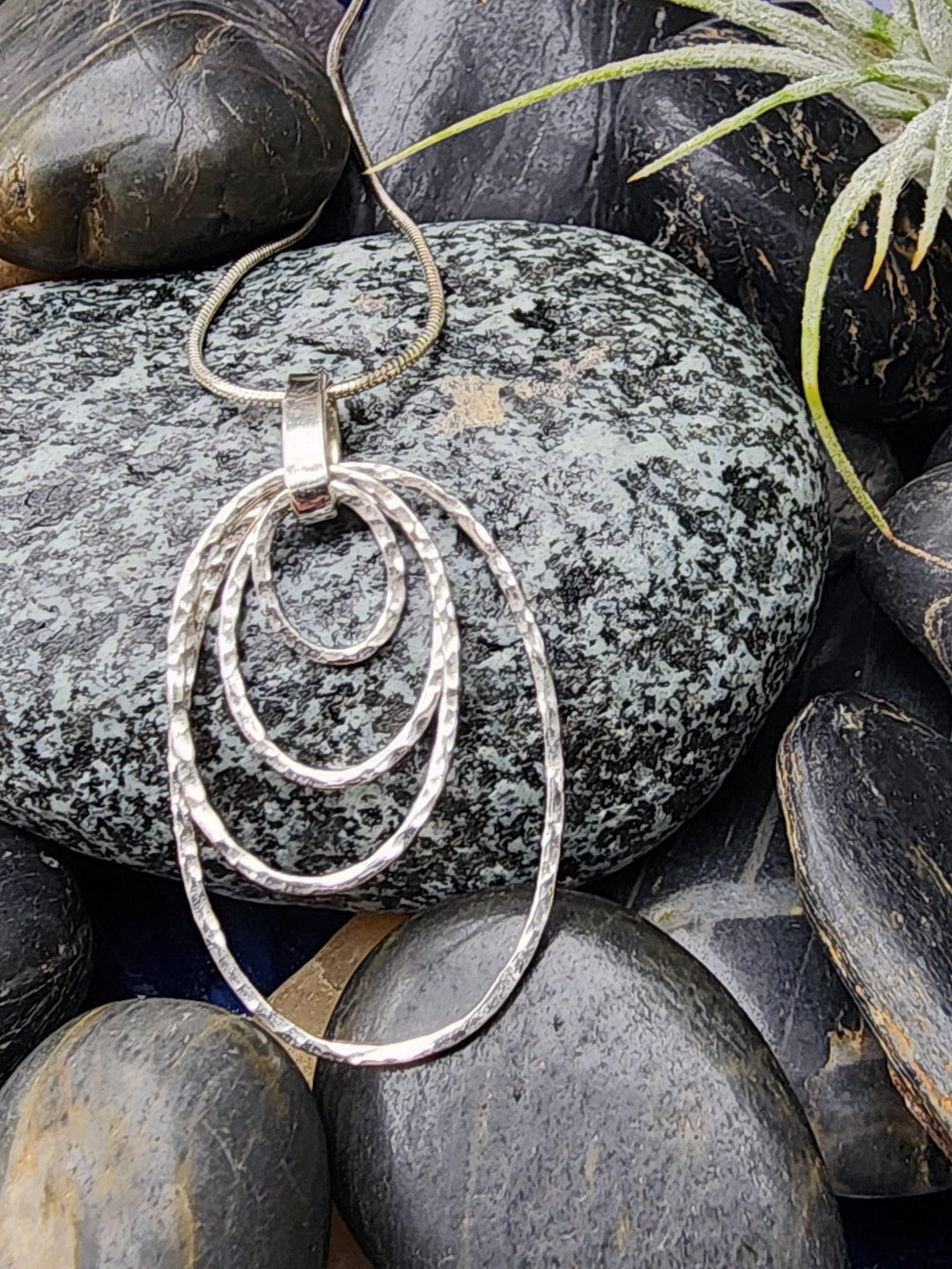 Multi Oval Link pendant Necklace - LB Designs
