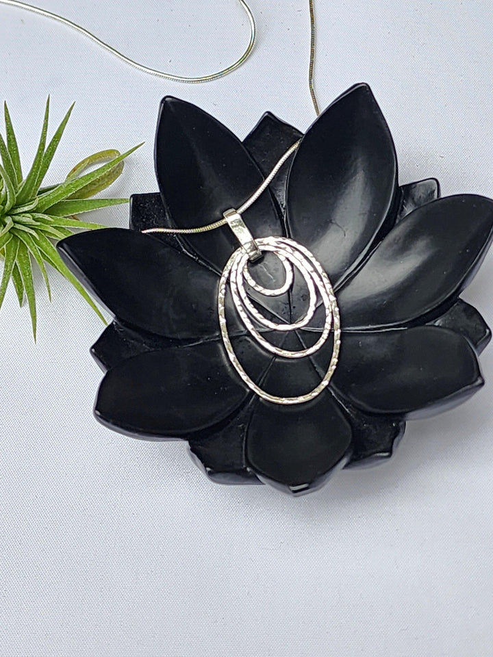 Multi Oval Link pendant Necklace - LB Designs